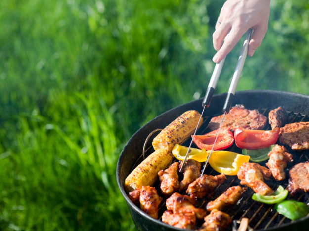 2018761-grill